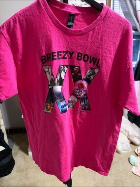 Breezy Bowl XX Graphic Tee - Hot Pink
